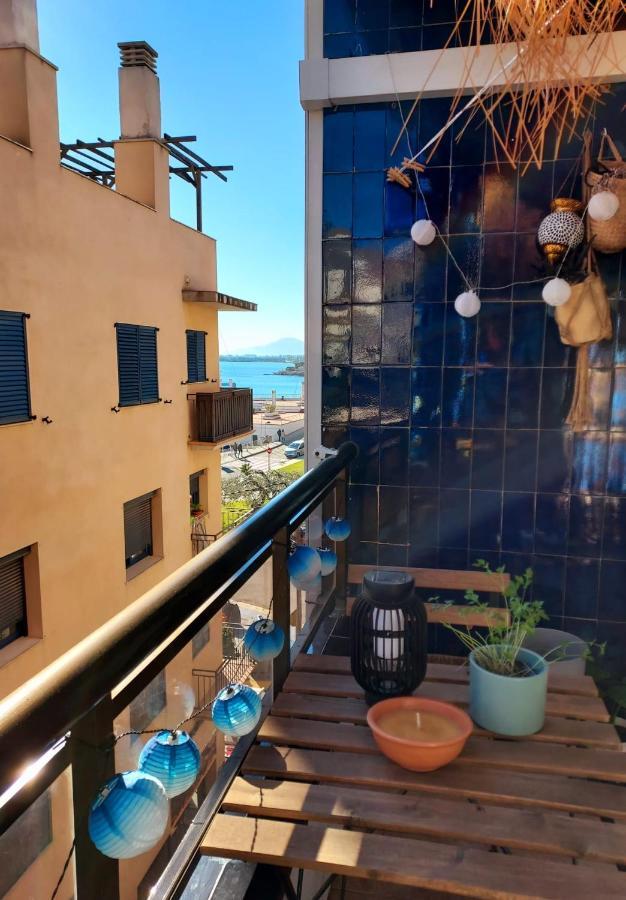 Ampolla Port Apartment